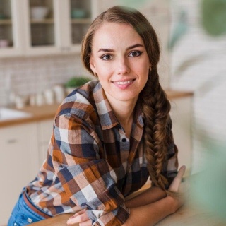 Арина Семенова